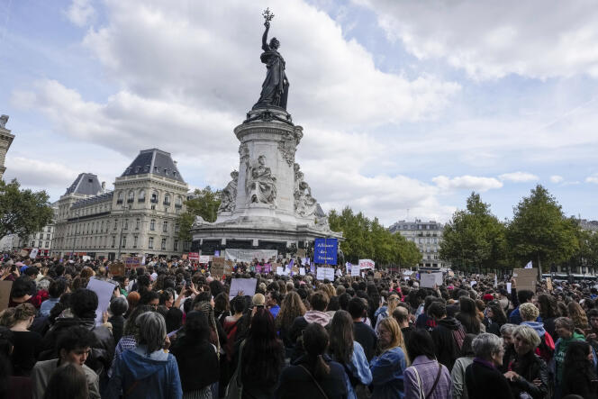 Un rassemblement place de la Rébublique en soutien à Gisèle Pelicot, le 14 septembre 2024, à Paris. 